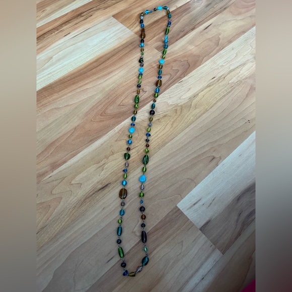 2000’s Long Glass Bead Necklace - Picture 2 of 4